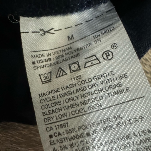 Banana Republic Blouse - Picture 6 of 6